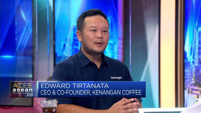 Coffee chains are crowding Singapore in hopes of jumpstarting their global expansions