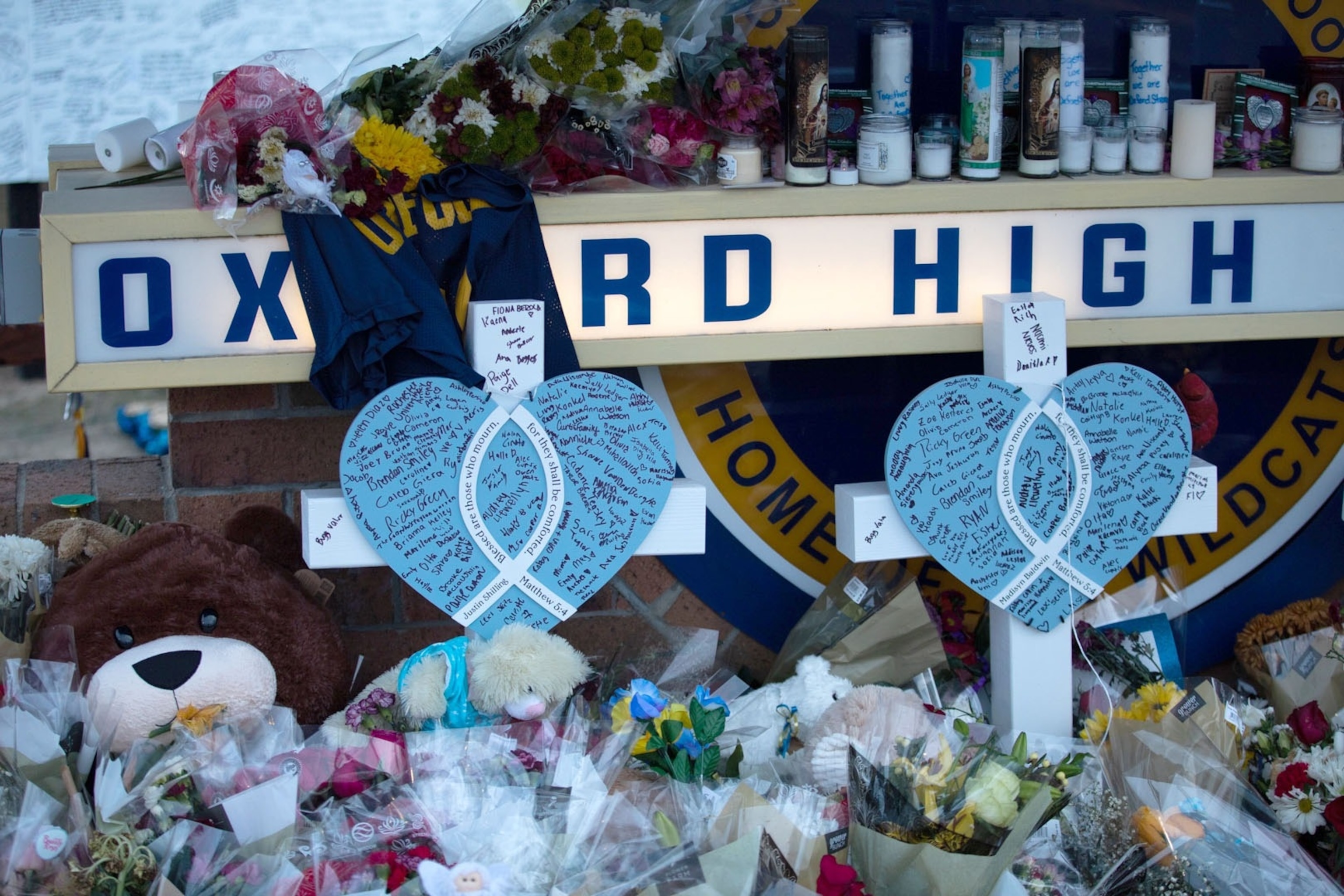 PHOTO: A memorial outside of Oxford High School on December 7, 2021 in Oxford, Michigan.