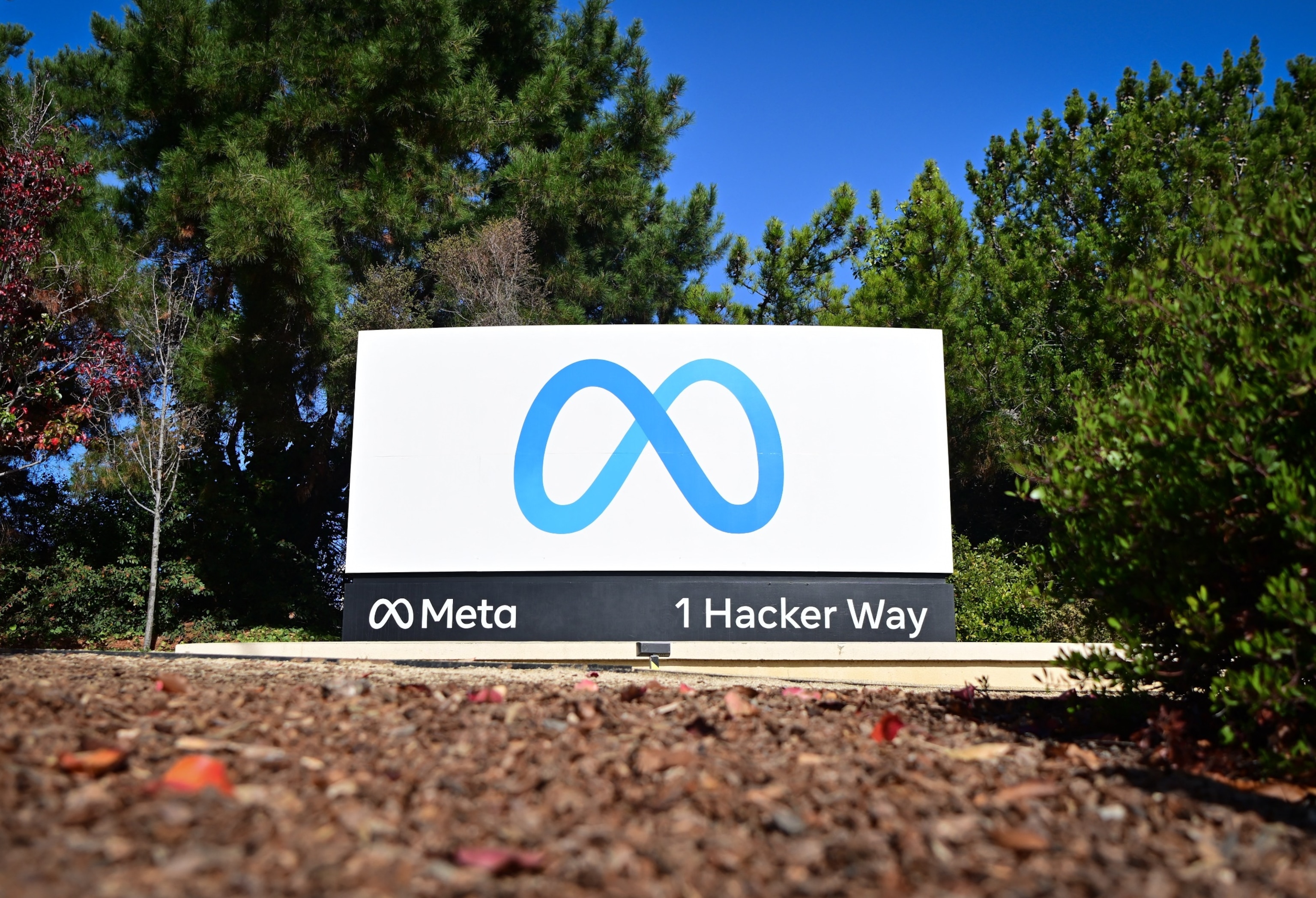 PHOTO:The Meta (formerly Facebook) logo marks the entrance of their corporate headquarters in Menlo Park, Calif., Nov. 9, 2022. 