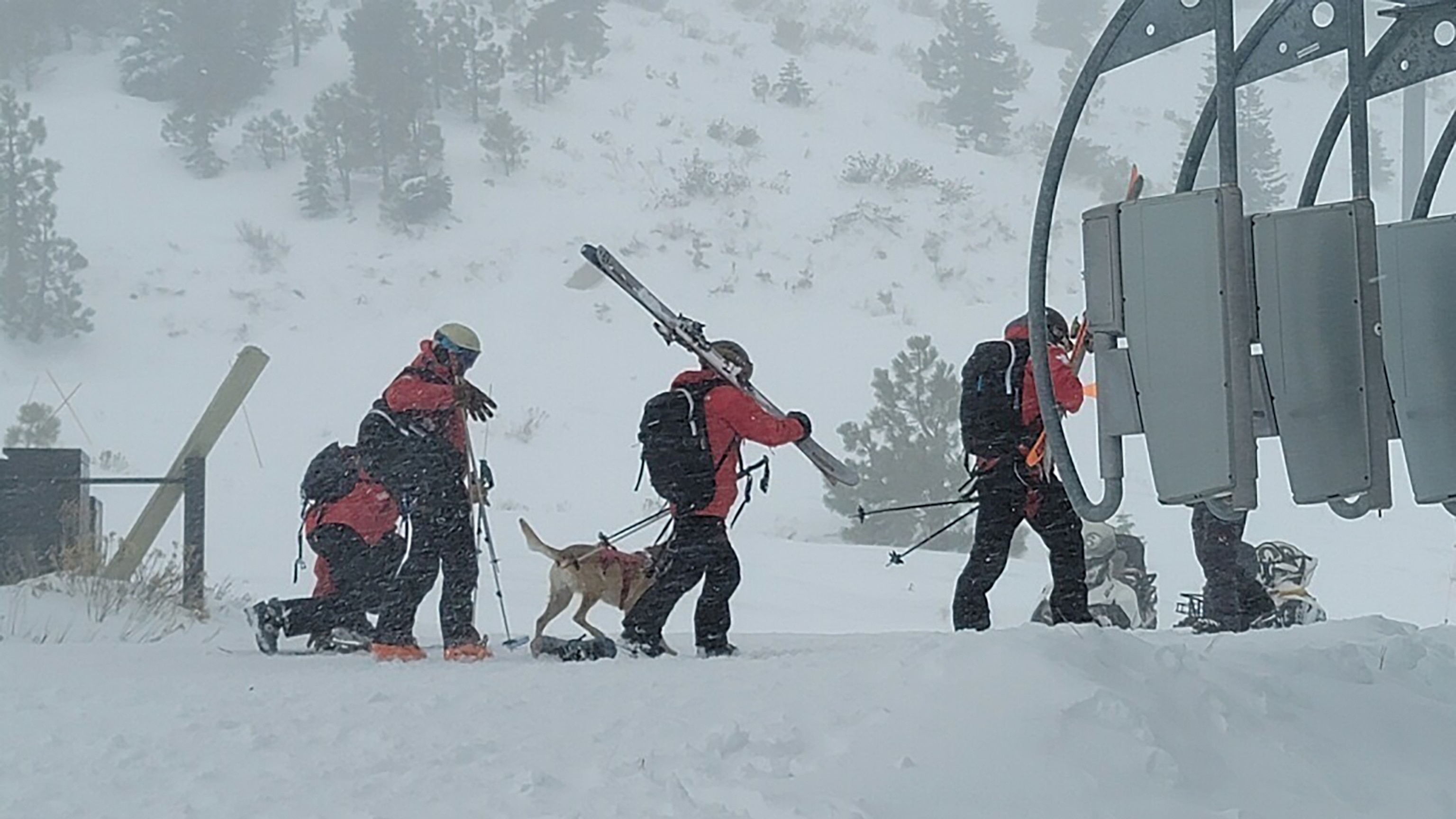 PHOTO: An avalanche closed down ski slopes at Palisades Tahoe resort in Olympic Valley, Calif., on Wednesday, Jan. 10, 2024.