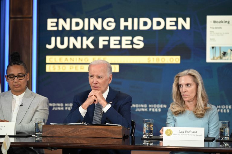 Biden administration unveils proposed changes to big banks’ overdraft fees