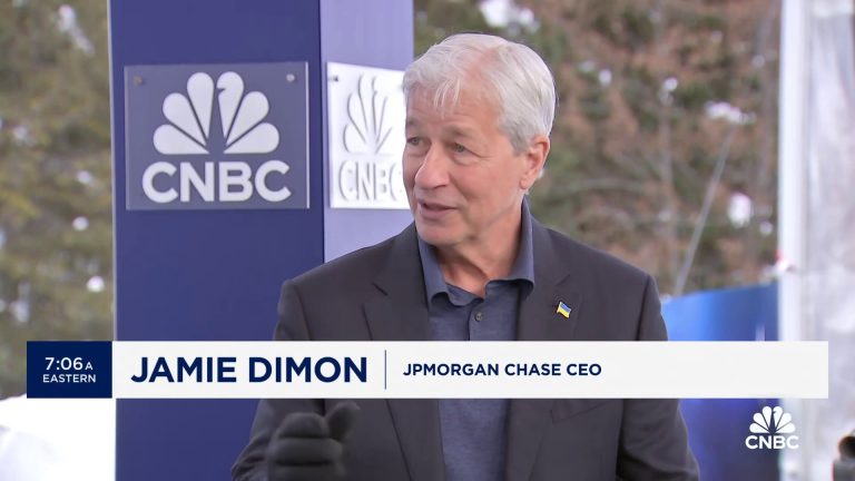 Jamie Dimon praises Trump, warns MAGA criticism could hurt Biden