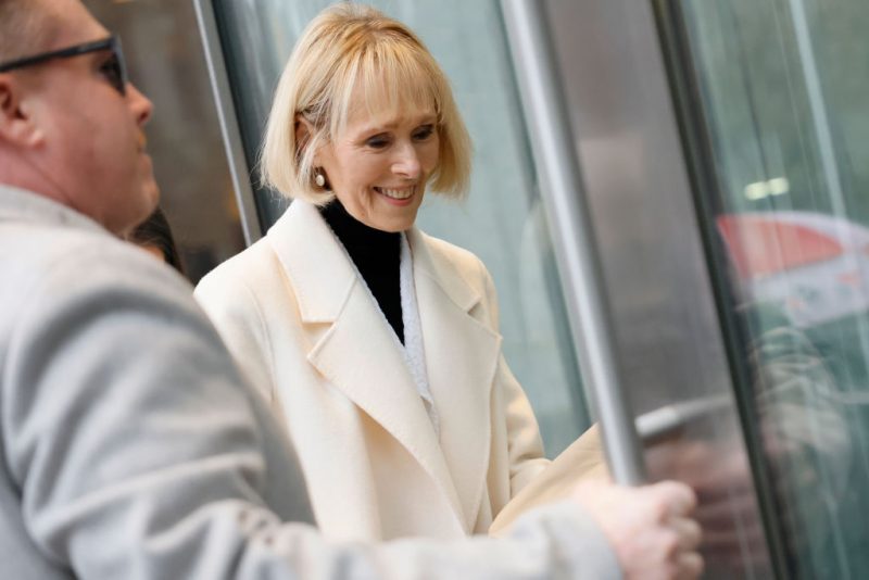 NEW YORK, NEW YORK - JANUARY 26: E. Jean Carroll arrives for her civil defamation trial against former President Donald Trump at Manhattan Federal Court on January 26, 2024 in New York City. Closing arguments are slated to begin today in Carroll's civil defamation trial against former President Trump. The trial is to determine how much money in damages the former president must pay Carroll after public comments he made both while he was president and after the jury’s verdict in May. Carroll was awarded $5 million in damages in May from the previous lawsuit. (Photo by Michael M. Santiago/Getty Images)