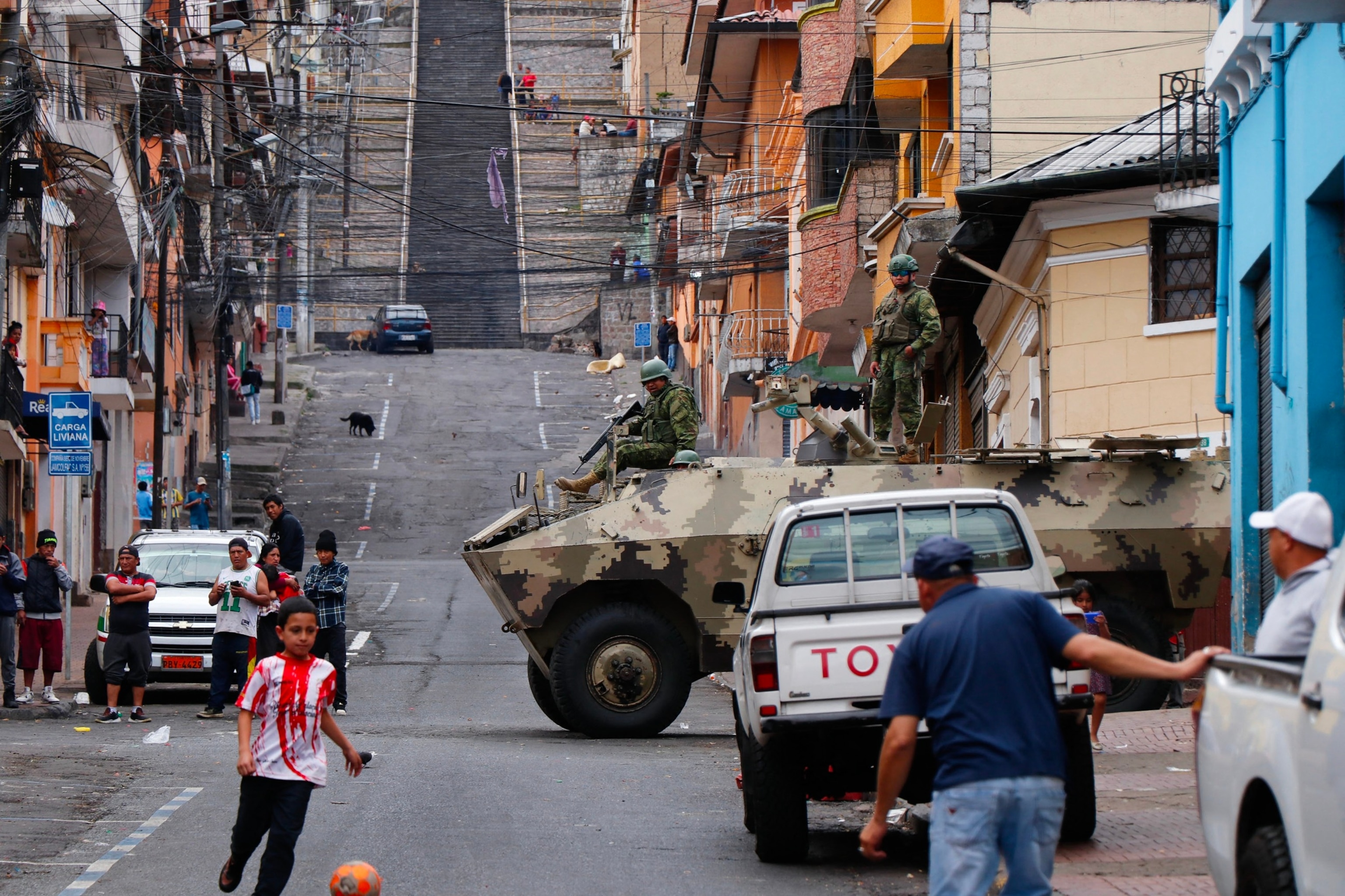 PHOTO: Members of the Armed Forces patrol a street during an operation to protect civil security in Quito, on Jan. 10, 2024. 