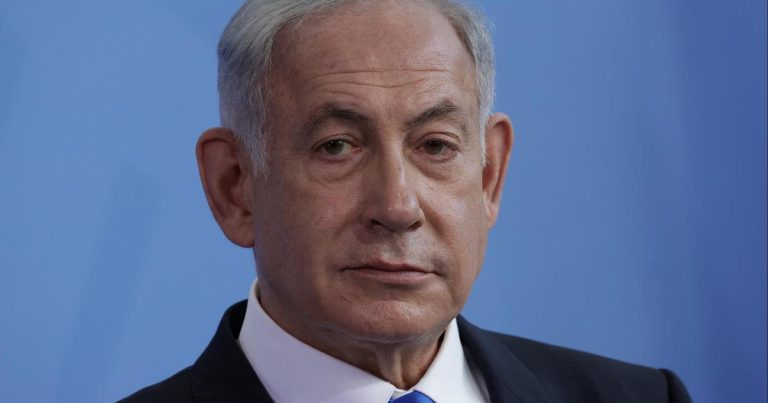 Support for Netanyahu plunges as war rages on