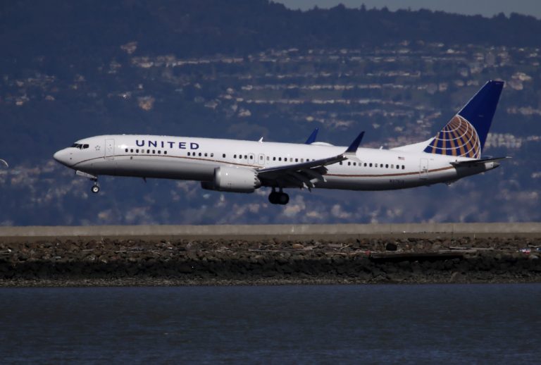 United Airlines finds loose bolts on several Boeing 737 Max 9s after grounding