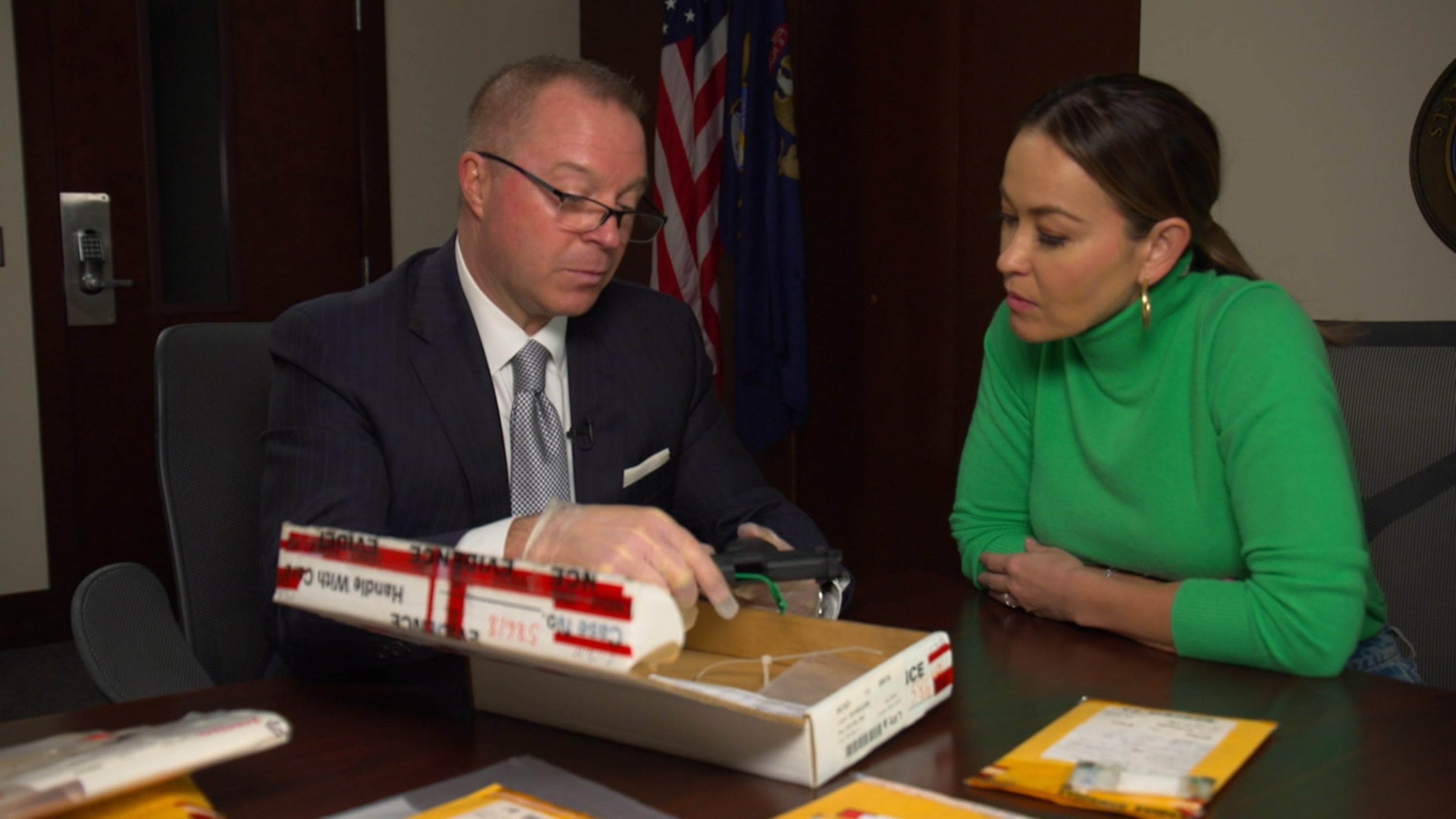 PHOTO: Prosecutor DJ Hilson reviews key evidence in the Jeffrey Willis case with ABC News’ Eva Pilgrim.