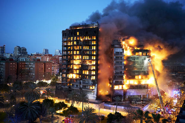 Deadly fire guts apartment building in Valencia, Spain