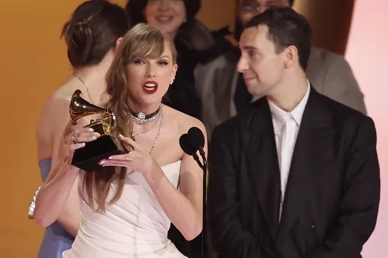 Taylor Swift accepts the award for Album of the Year for Midnights during the 66th Annual Grammy Awards in Los Angeles, California, U.S., February 4, 2024. REUTERS/Mike Blake