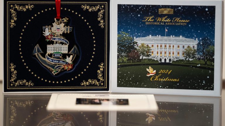 Jimmy Carter becomes 1st living ex-president with official WH Christmas ornament