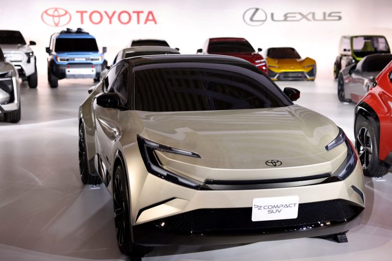 Toyota investing $1.3 billion in Kentucky to build all-electric, three-row SUV