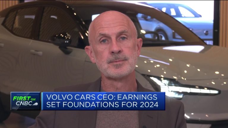 Volvo falls 5% after it sets out to dilute stake in electric vehicle maker Polestar