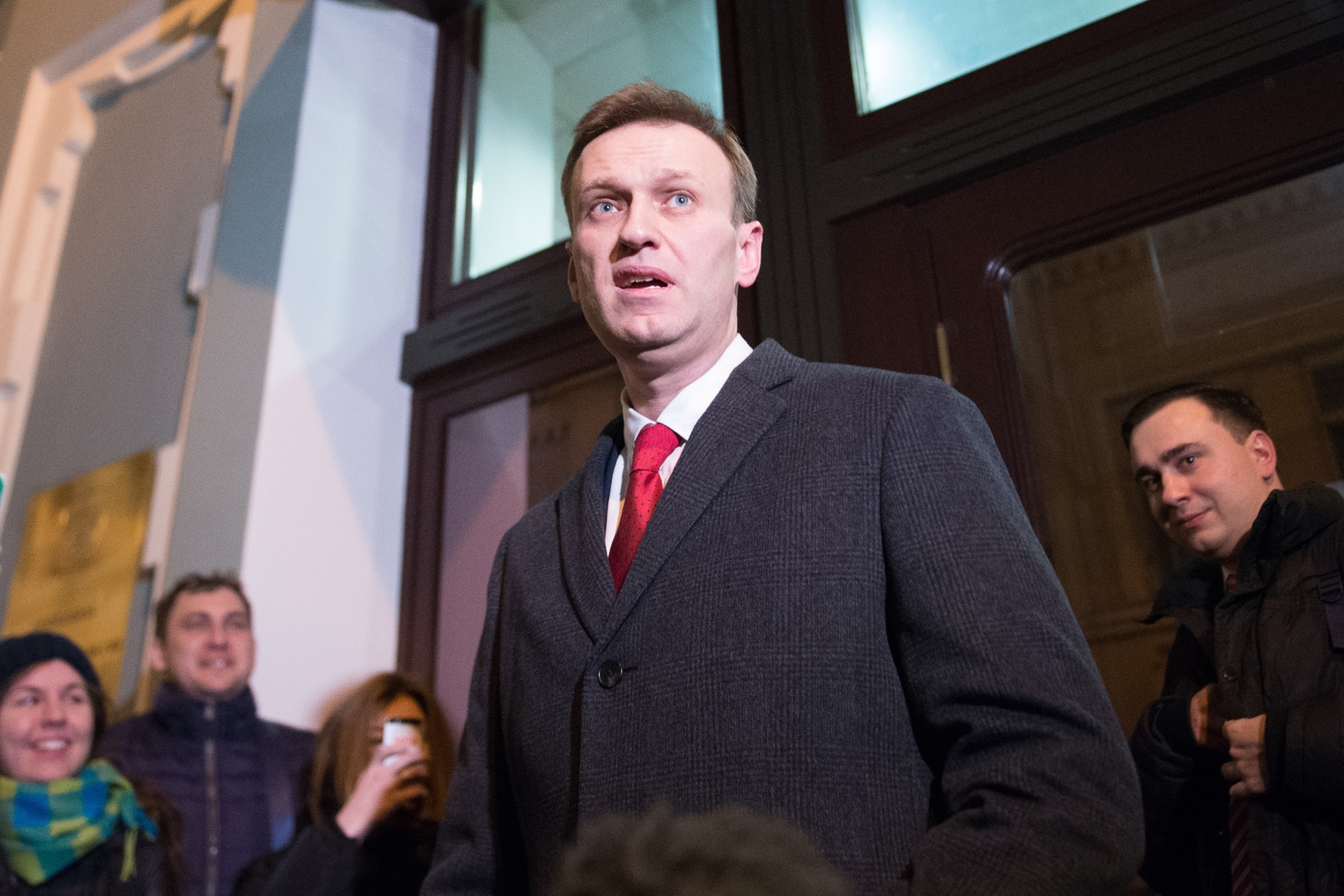 PHOTO: Russian opposition leader Alexei Navalny speaks to the media outside the Central Election Commission in Moscow on Dec. 25, 2017.