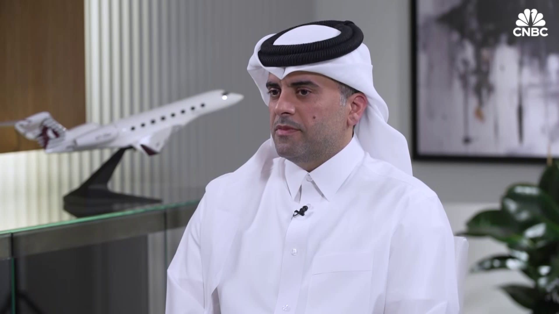 Qatar Airways CEO says he’s 110% confident Boeing makes safe planes