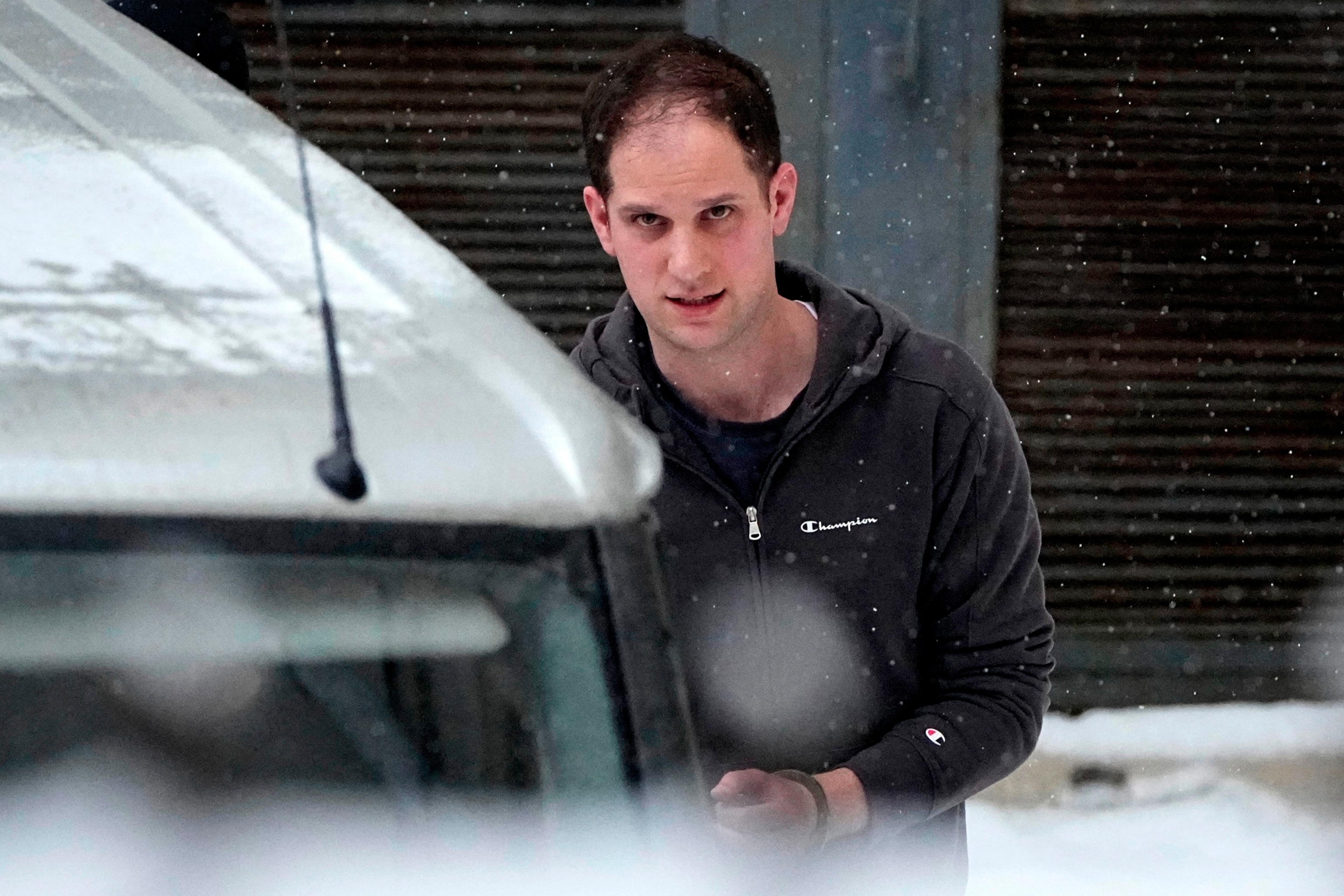 PHOTO: Wall Street Journal reporter Evan Gershkovich is escorted from the Lefortovsky court in Moscow, Russia, Jan. 26, 2024.