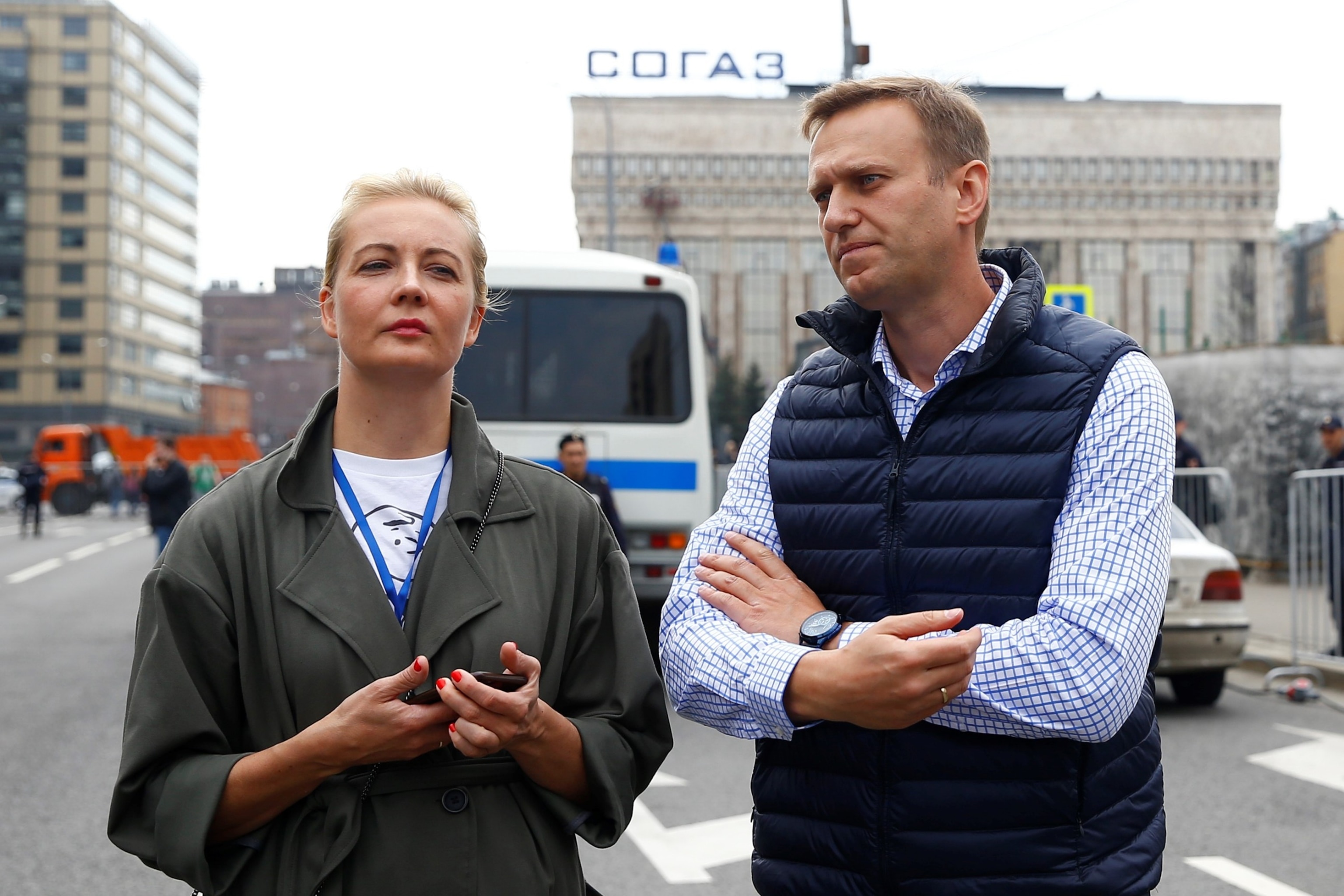 PHOTO: In this April 30, 2018, file photo, Russian opposition leader Alexei Navalny and wife Yulia attend a rally for internet freedom in Moscow.