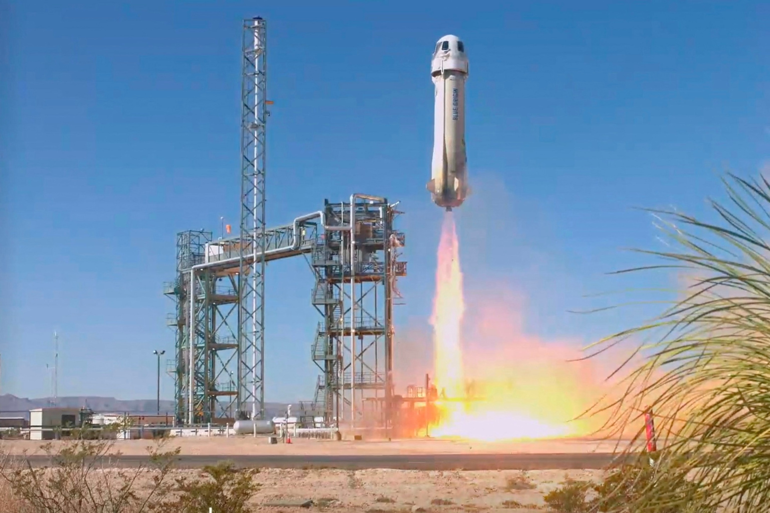 PHOTO: Mission NS-25, with the New Shepard 4 rocket and crew capsule, taking off from the Blue Origin base near Van Horn, Texas, May 19, 2024. 