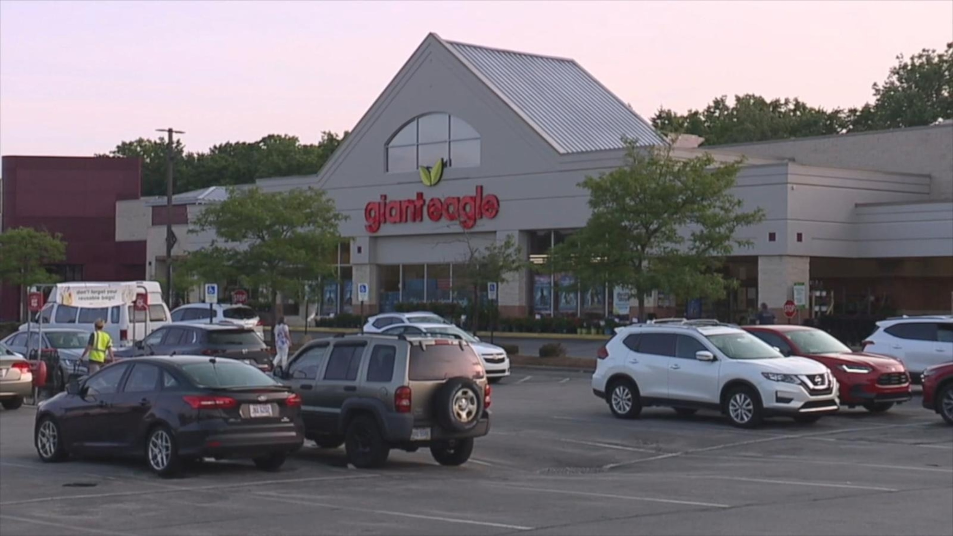 PHOTO: 3-year-old dies after stabbing at North Olmsted Giant Eagle parking lot, North Olmsted Cleaveland Ohio, June 3, 2024.