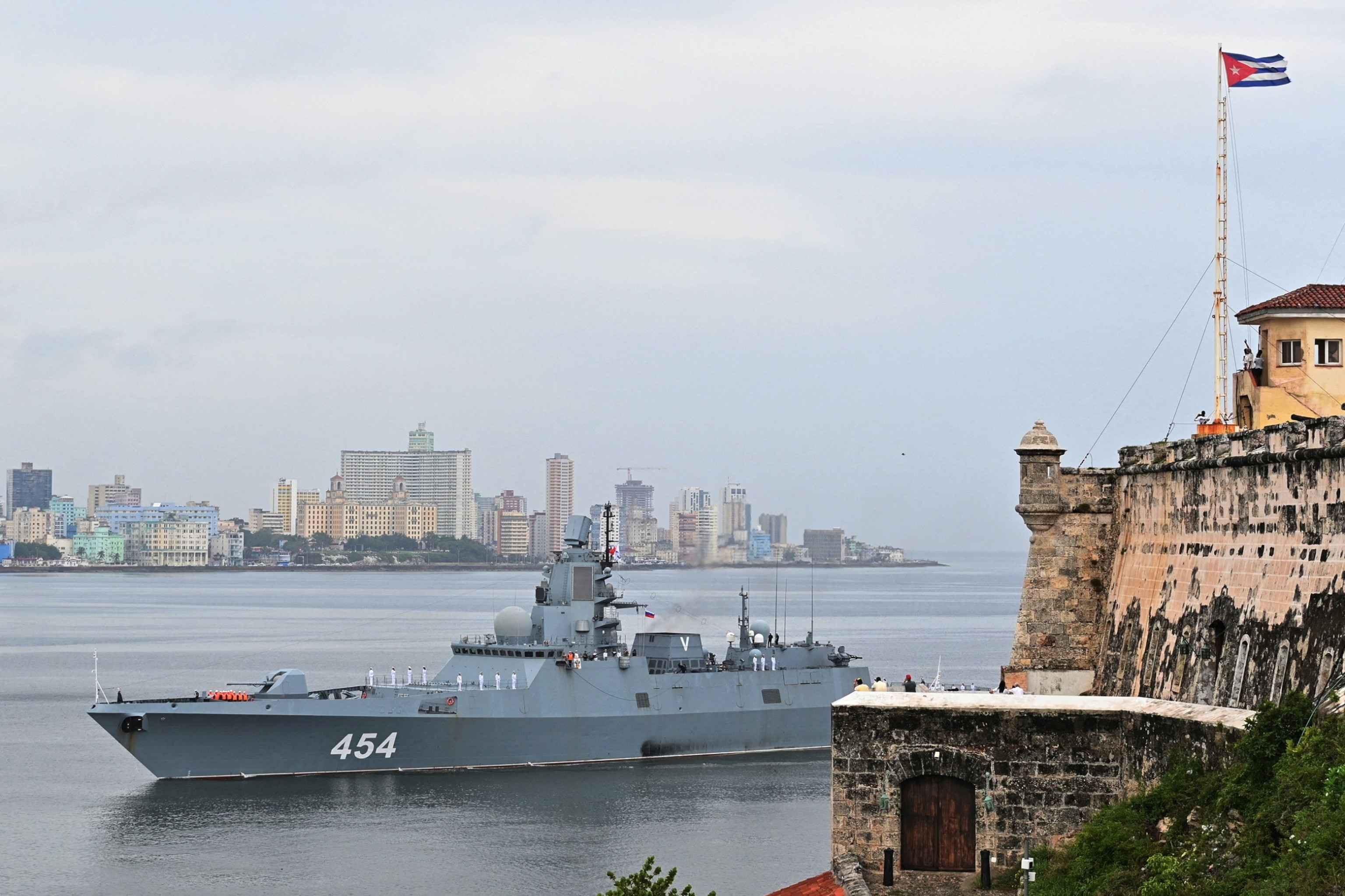 PHOTO: Russian frigate Admiral Gorshkov enters Havana's bay, Cuba, June 12, 2024. 