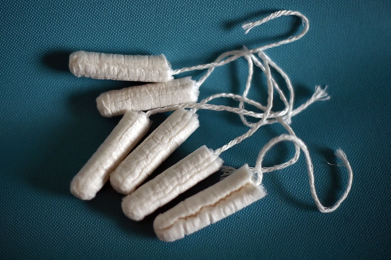FRANCE-HEALTH-WOMEN
A picture taken in Nantes on February 24, 2016 shows tampons. - Residual amounts of potentially toxic substances were found in sanitary pads and tampons, French consumer rights group "60 Millions de Consommateurs" announced, urging the government to impose stricter control on the products. (Photo by LOIC VENANCE / AFP) (Photo by LOIC VENANCE/AFP via Getty Images)
