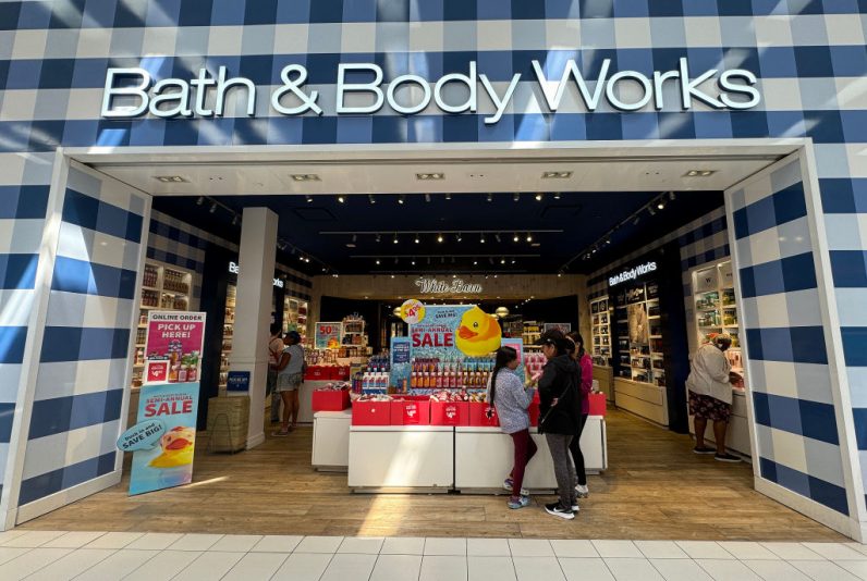 HAYWARD, CALIFORNIA - JUNE 12: Customers shop at a Bath & Body Works store on June 12, 2024 in Hayward, California. (Photo by Justin Sullivan/Getty Images)