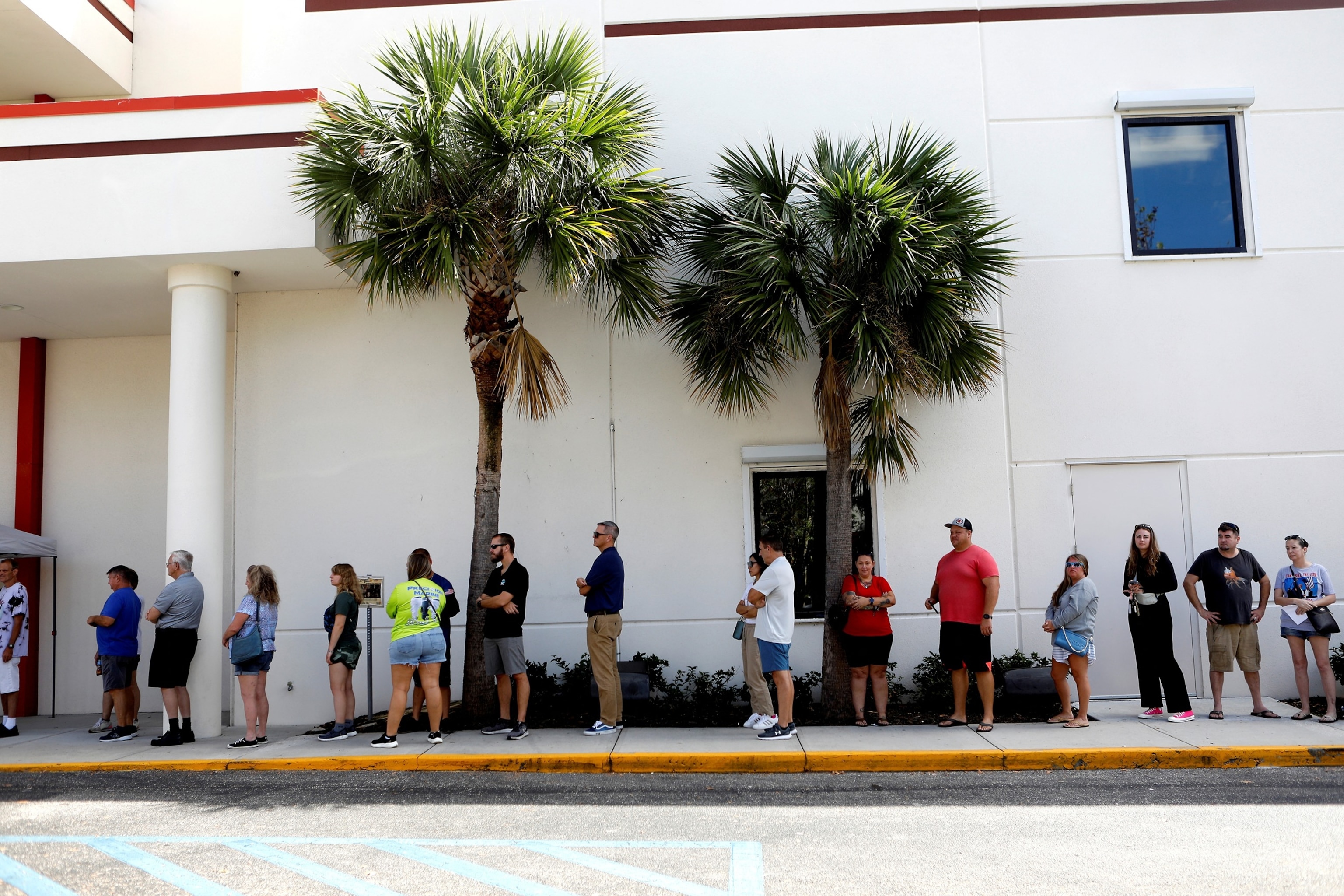 PHOTO: Final day of early voting ahead of U.S. presidential election, in Largo