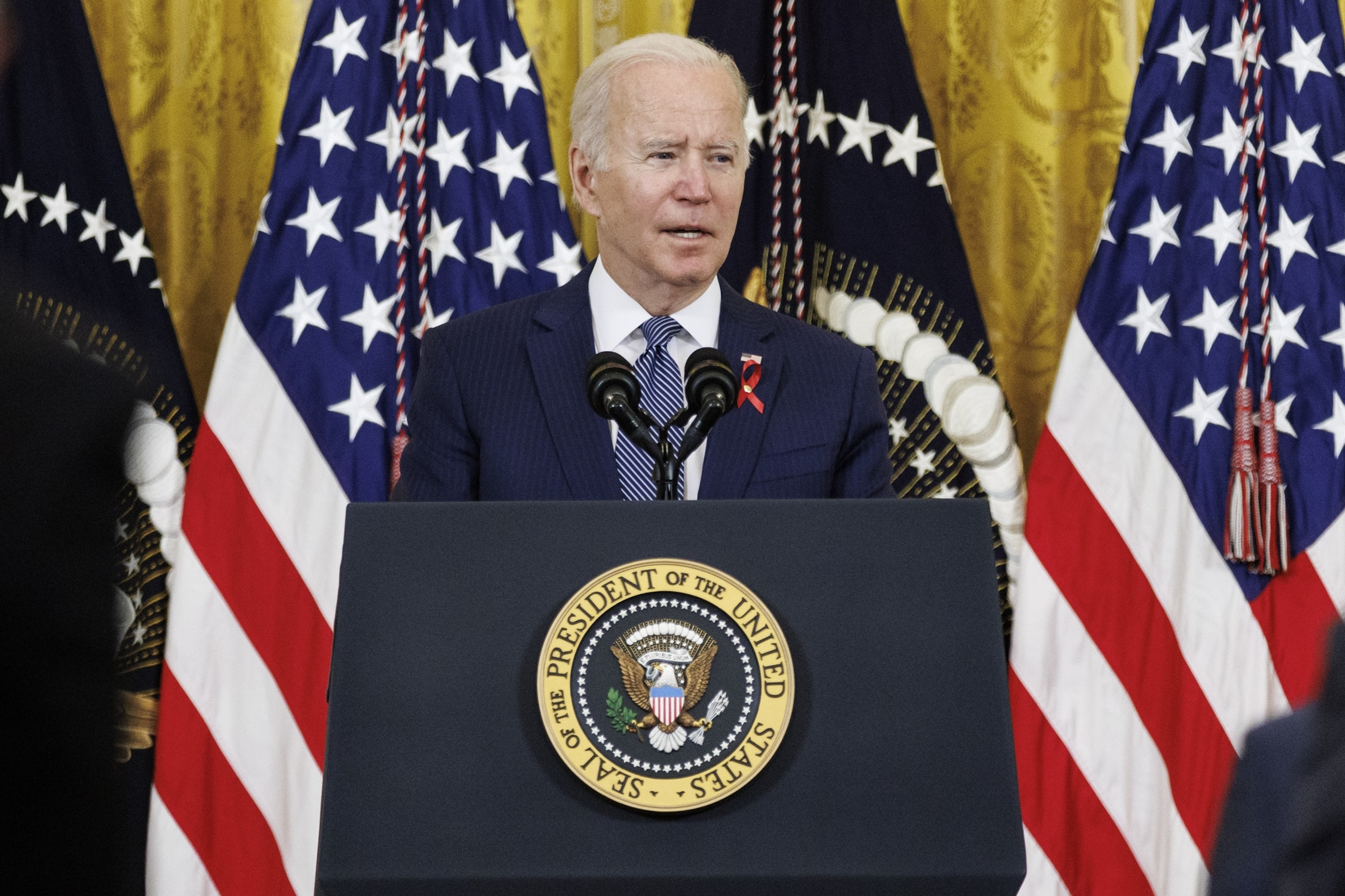 PHOTO: President Biden Delivers Remarks To Commemorate World AIDS Day