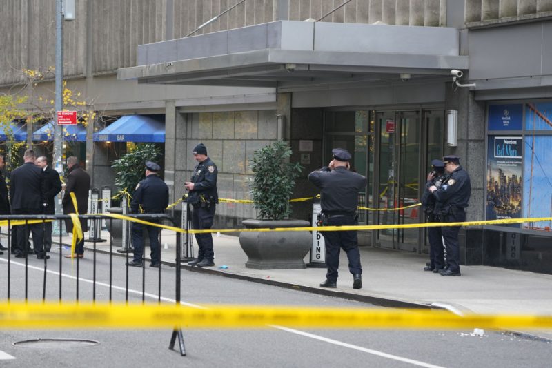 Police respond as CEO of UnitedHealthcare Brian Thompson, 50, was shot as he entered the New York Hilton after 6:45am on December 4, 2024 in New York. The chief executive of one of the United States's largest health insurance companies, UnitedHealthcare, was shot and killed outside a New York Hilton hotel in an apparently targeted hit Wednesday, US media reported. (Photo by Bryan R. SMITH / AFP) (Photo by BRYAN R. SMITH/AFP via Getty Images)