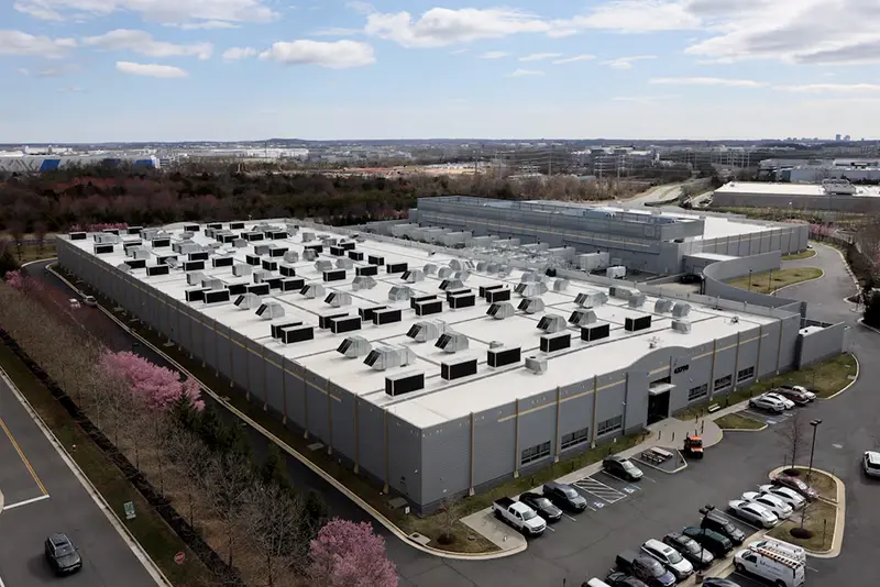 The Digital Reality Data Center in Ashburn, Virginia, U.S., March 17, 2025. REUTERS/Leah Millis